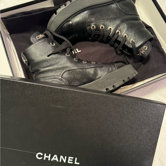 ⭐️AUTHENTIC Chanel Roots Lu Boot - Picture 8 of 14